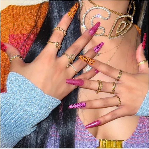 Scandal Leopard accent Press Ons - Picture 8 of 10